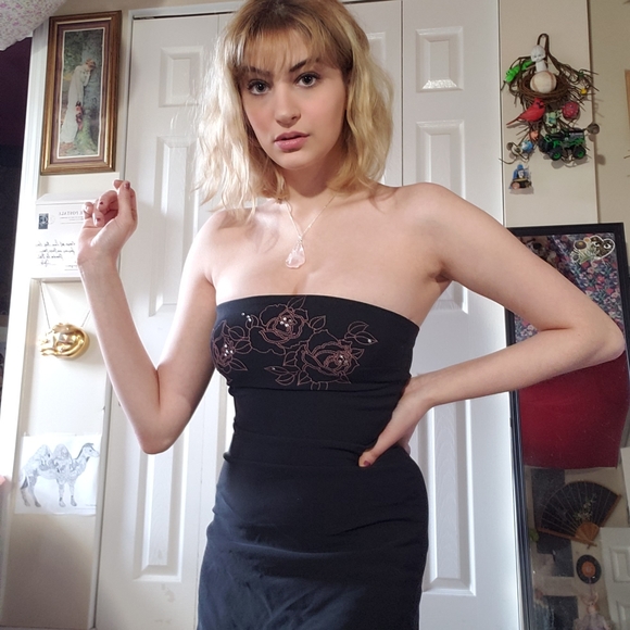 Vintage strapless flirty dress - Picture 2 of 4